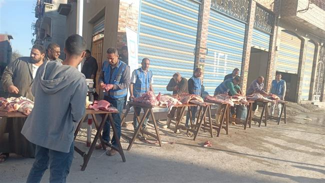 احتفالًا بزيارة الرئيس السيسي.. «حياة كريمة» تقييم أكبر مائدة إطعام لأهالي «الحصص» بالدقهلية