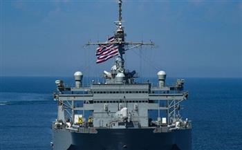   البحرية الأمريكية تعترض سفينة متجهة إلى اليمن في خليج عمان