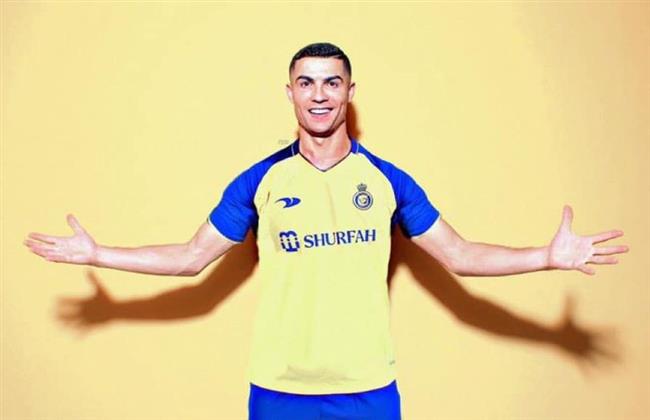 رسميًا.. كريستيانو رونالدو يتعاقد مع النصر السعودي لمدة موسمين ونصف