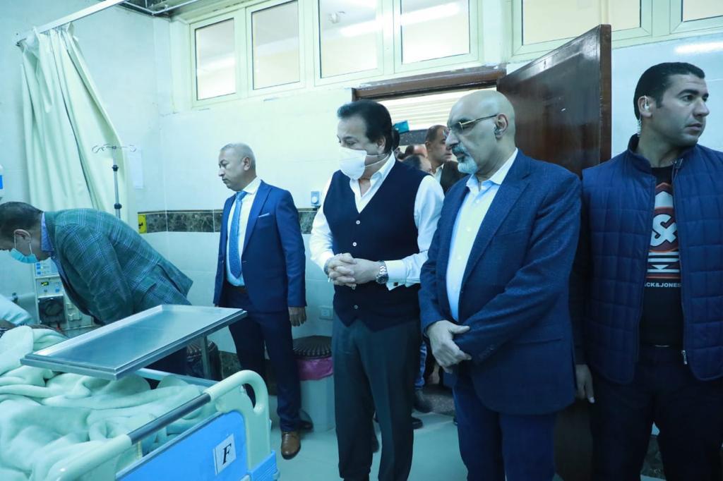 ​وزير الصحة يتفقد مستشفى الهلال للتأمين الصحي ويشيد بجودة الخدمات الطبية المقدمة للمرضى