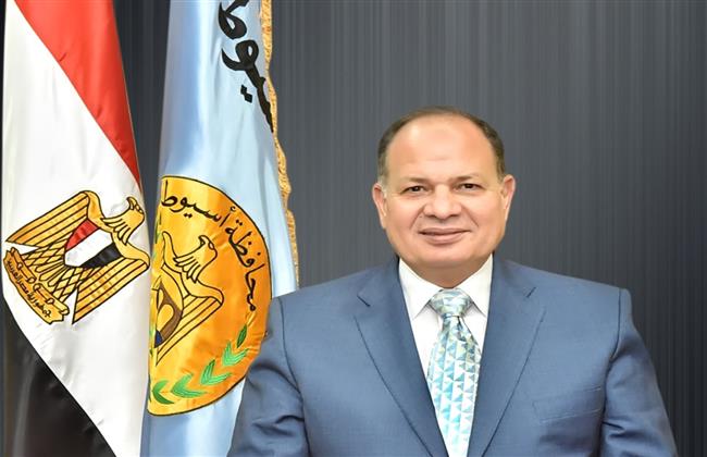 محافظ أسيوط يهنئ الرئيس السيسي والشعب المصري بالعام الميلادي الجديد 2023 