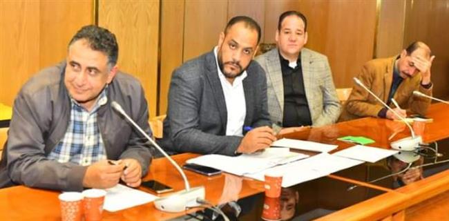 محافظ أسيوط يترأس اجتماع اللجنة الفنية لتوفيق أوضاع المنشآت الكنسية والمباني الخدمية 