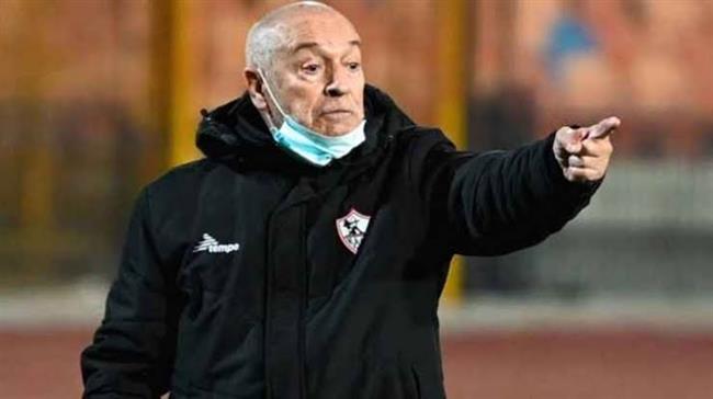 فيريرا يمنح الزناري تعليمات فنية خاصة