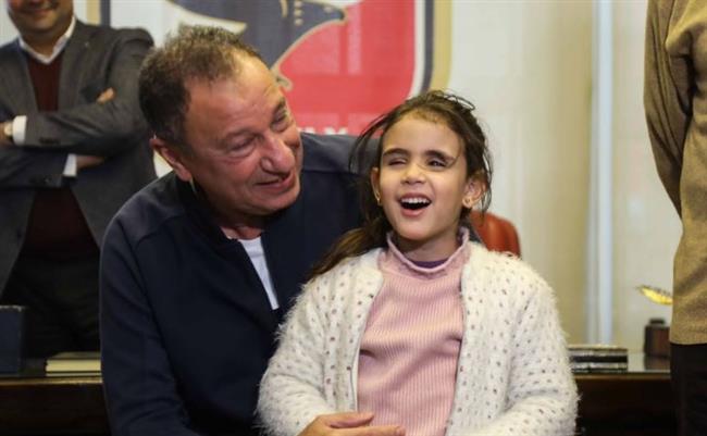 الخطيب يستقبل بطل ذوي الهمم «محمود أحمد» والطفلة «تاليا» ويلبي رغبتهما