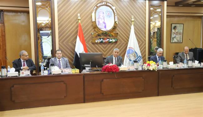 الآثار والتغيرات المناخية التحديات والحلول.. مؤتمر دولى لكلية الآثار بجامعة جنوب الوادي