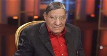 إدوارد ينعي مفيد فوزي: "مش هنسى وقفتك جنبي في بدايتي" 