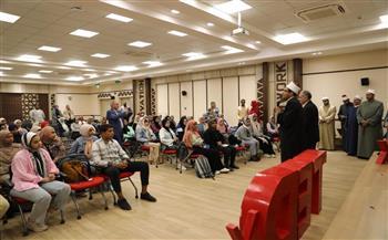 أعضاء مركز الأزهر العالمي للفتوى يعقدون حوارا مفتوحا مع طلاب جامعة أسوان 