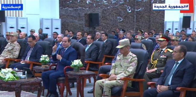 السيسي: بنعمل الطرق الجديدة على أراضى "برك" للحفاظ على الأراضى الزراعية
