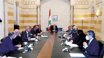  اكتمال النصاب اللازم لانعقاد مجلس الوزراء اللبناني وبدء الجلسة بحضور 17 عضوًا