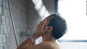   فكرة مثيرة للدهشة.. أطباء أوروبيون يدعون لتقليل الاستحمام حرصًا على الطاقة والمناخ