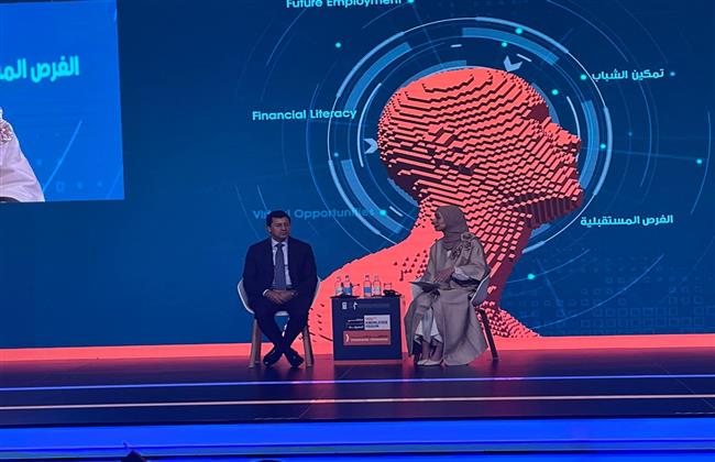 أشرف صبحى: نسعى لتطوير البرامج والمشروعات الشبابية العربية 