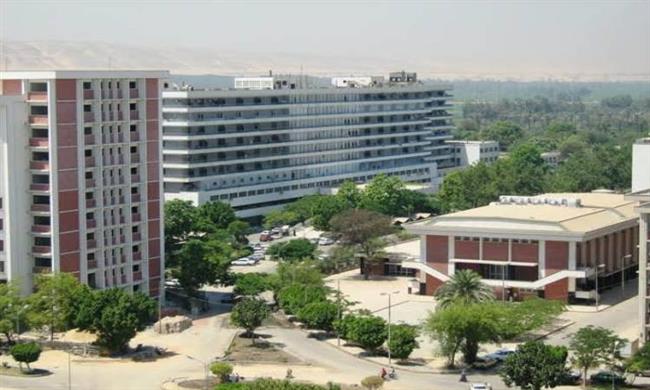 جامعة أسيوط تخصص الموارد المالية اللازمة لإنهاء تنفيذ عدة مشروعات كبرى