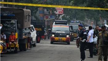 إصابة ثلاثة ضباط في انفجار بمركز شرطة في إندونيسيا