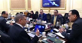 رئيس الوزراء يتابع الموقف التنفيذي لوكالة الفضاء المصرية