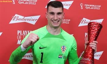 للمرة الثانية على التوالي.. الحارس الكرواتي ليفاكوفيتش أفضل لاعب في مباراة البرازيل بكأس العالم