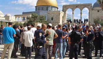   عشرات المُستوطنين يقتحمون المسجد الأقصى تحت حماية الاحتلال