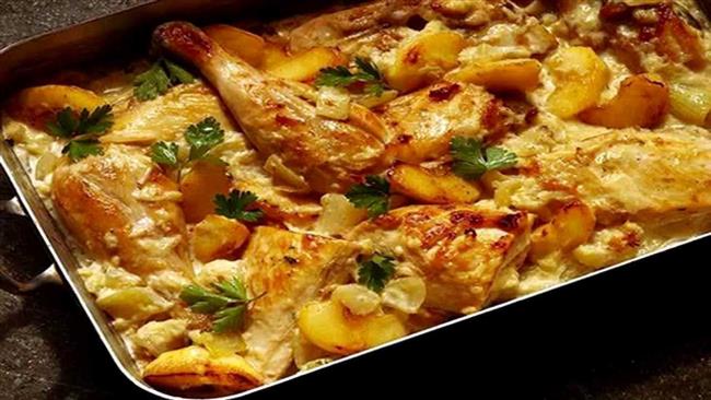 صينية الدجاج والبطاطس بالكريمة 