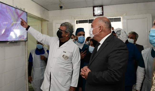 محافظ قنا يفتتح أول وحدة للمناظير الجراحية بمستشفى قنا العام