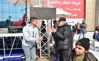 فنون متنوعة فى اليوم السادس لمعرض الكتاب 53