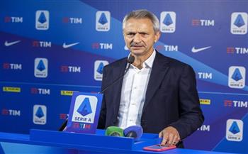   رسميًا.. استقالة رئيس رابطة الدوري الإيطالي 