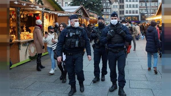 شرطة فرنسا تمنع احتجاجات على إجراءات مكافحة الجائحة فى باريس