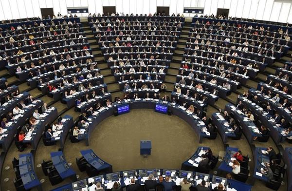 البرلمان الأوروبى يعتزم تشكيل لجنة تحقيق بانتهاكات بيجاسوس