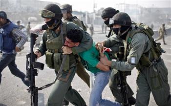   الاحتلال الإسرائيلى يعتقل 12 فلسطينيًا في الضفة الغربية