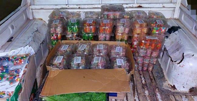 تموين البحيرة: ضبط 28 ألف عبوة شاى وحلوى أطفال مجهولة بـ كوم حمادة ودمنهور 