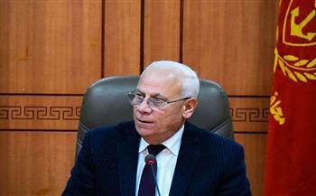  محافظ بورسعيد يتابع آخر تطورات الموقف الحالي مع لجنة إدارة كورونا
