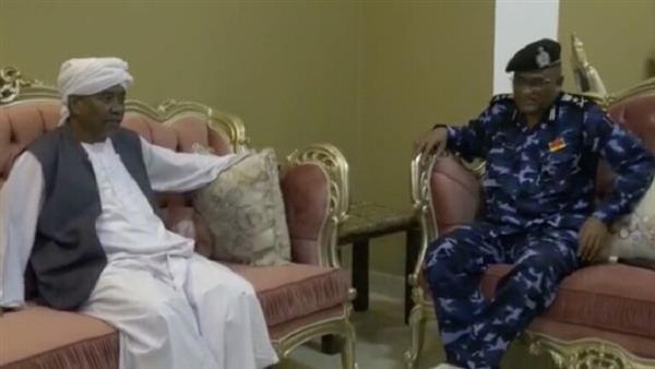 الداخلية السودانية تنفي ما يتردد عن الوزير السابق عز الدين الشيخ