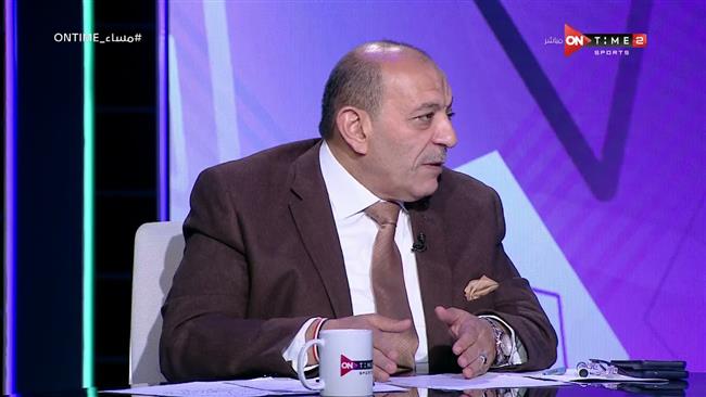 ناقد رياضي: الأهلي يواجه ظروفا غير طبيعية .. والهلال سيكون منافسا قويا