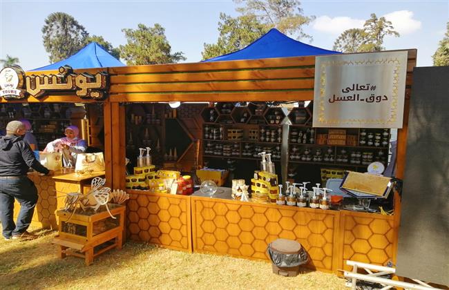 منسق مهرجان العسل المصري: «العسل اللي بيرمل طبيعي 100% ومش مغشوش»