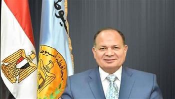 محافظ أسيوط: استكمال خطة رصف الطرق لتحسين حالتها ورفع كفاءتها