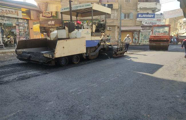 رصف طريق حوش عيسى بتكلفة إجمالية بلغت 2 مليون جنيه بالبحيرة