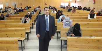 تواصل أعمال امتحانات الدراسات العليا بجامعة جنوب الوادي