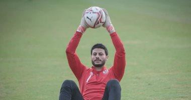 الأشعة تحدد مصير محمد الشناوي من رحلة السودان مع الأهلي لمواجهة الهلال