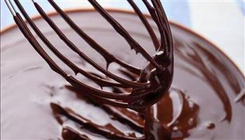 طرق لأذابة الشوكولاتة