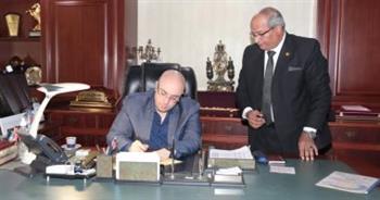  محافظ بني سويف يعتمد نتيجة امتحانات الفصل الدراسي الأول للشهادة الإعدادية