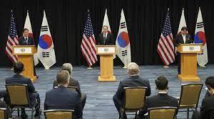 واشنطن وطوكيو وسيئول تدين تجارب كوريا الشمالية الصاروخية وتعتبرها «مزعزعة للاستقرار»