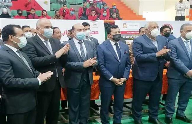 محافظ أسوان يشارك في ختام مهرجان «جامعات الجنوب» بمحافظة الوادي الجديد