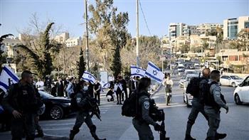   الشرطة الإسرائيلية تعتقل فلسطينيا بدعوى محاولة دهس مستوطنين في حي الشيخ جراح
