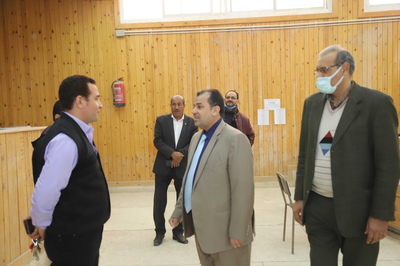 اجراءات احترازية كاملة خلال امتحانات الدراسات العليا بجامعة جنوب الوادي