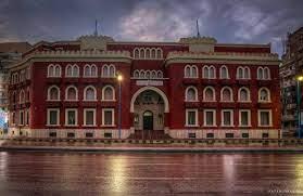 فريق من جامعة الإسكندرية يعاين 1000 فدان بالوادى الجديد