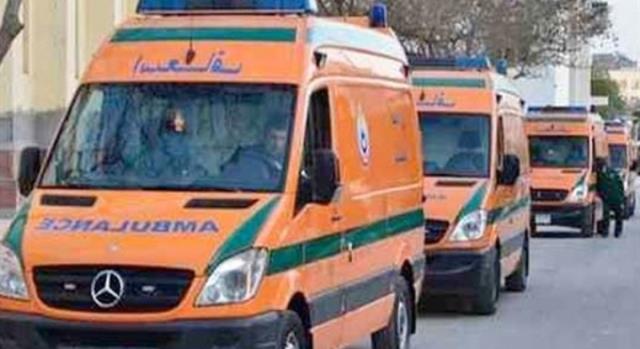 بالأسماء..إصابة 4 أشخاص في حادث تصادم ميكروباص توكتوك بالبحيرة