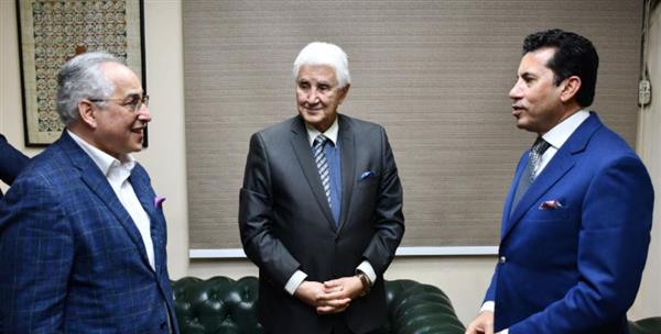 وزير الرياضة يجتمع مع مجلس الإدارة الجديد للجنة البارالمبية