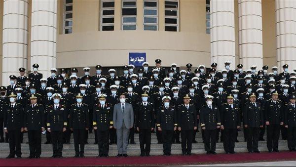 أكاديمية الشرطة تستقبل وفدا من طلبة الكلية البحرية
