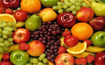  ٥ أسباب تؤكد أن تناول الفاكهة الكاملة أفضل من العصائر