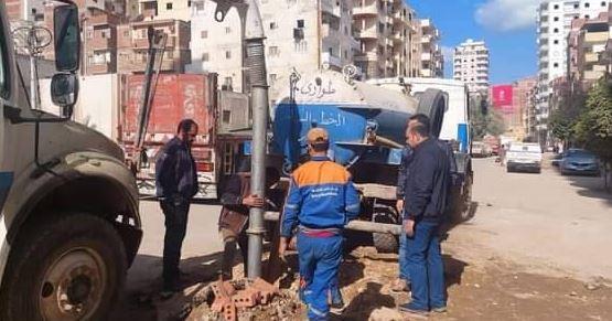 تكثيف حملات النظافة و مراجعة وتطهير خطوط الصرف الصحى بدسوق