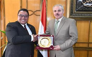 رئيس جامعة القناة يستقبل مدير معهد إعداد القادة بوزارة التعليم العالي 