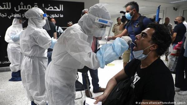 تباين الإصابات اليومية بفيروس "كورونا" في عدد من الدول العربية